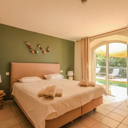 别墅 Les Pins 勒拉旺杜