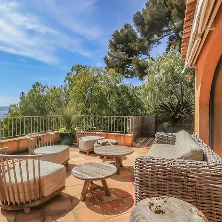 Les Pins * Le Lavandou