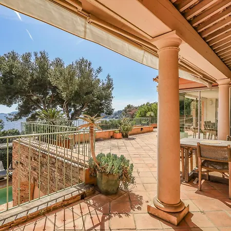 Les Pins Le Lavandou