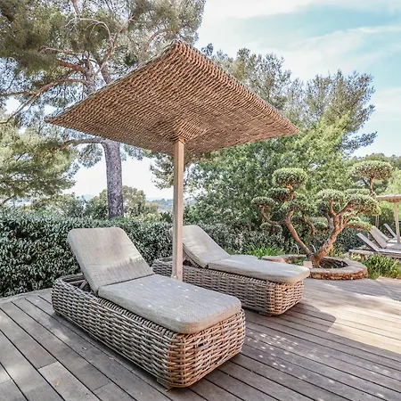 Les Pins *